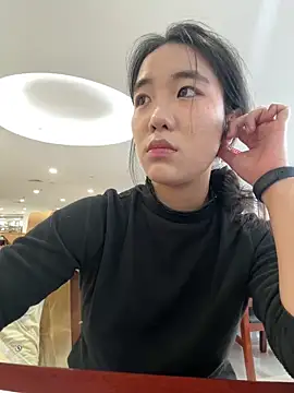 luluya1314 online show from January 8, 8:16 am