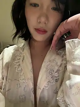 luluya1314 online show from April 12, 3:33 am