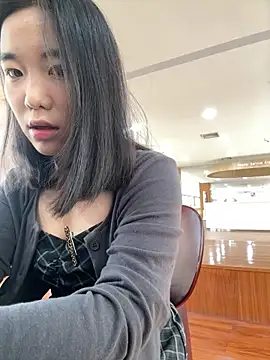 luluya1314 online show from May 8, 9:03 am