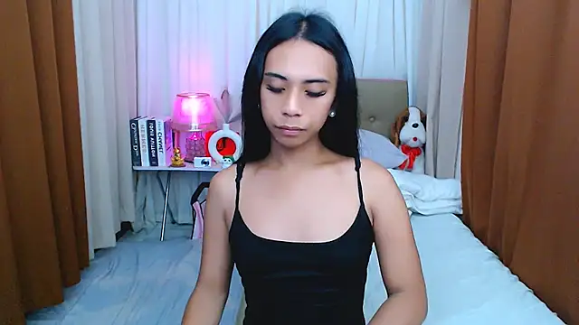 Snapshot of scarlet_smith7 chatting on May 18, 1:45 am scarlet smith7 online show from May 18, 1:45 am