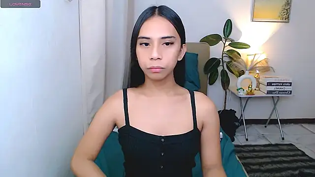 Snapshot of scarlet_smith7 chatting on June 24, 12:09 am scarlet smith7 online show from June 24, 12:09 am