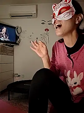 SweetSun69 online show from December 14, 2:22 pm