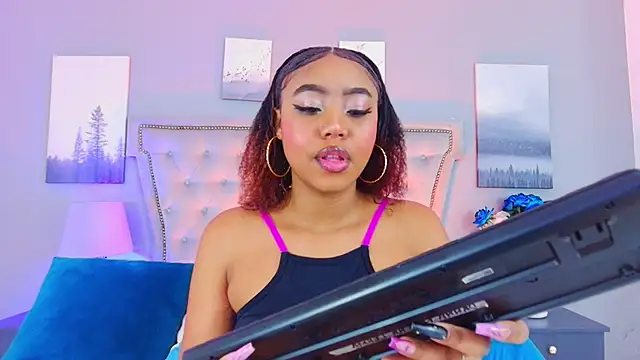 AngelaRoberts online show from January 9, 3:31 am