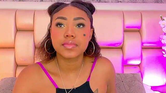 AngelaRoberts online show from March 17, 8:12 pm