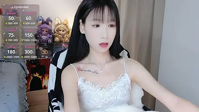 Snapshot of M-OTT_ chatting on April 22, 9:38 pm M-OTT online show from April 22, 9:38 pm