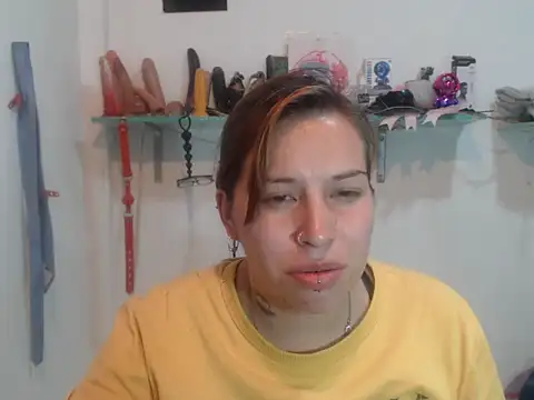 cloequeen15 online show from September 22, 5:59 pm