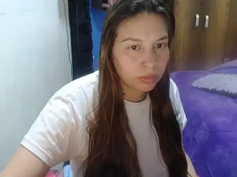 cloequeen15 online show from March 16, 10:47 pm