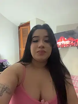 Snapshot of Aliciawhitee chatting on June 22, 3:25 am Aliciawhitee online show from June 22, 3:25 am