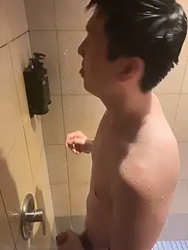 maxime0928 online show from December 14, 5:02 am