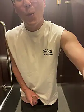 maxime0928 online show from April 19, 1:10 pm