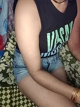 Snapshot of Laila_Pahadi chatting on November 19, 9:26 pm Laila Pahadi online show from November 19, 9:26 pm