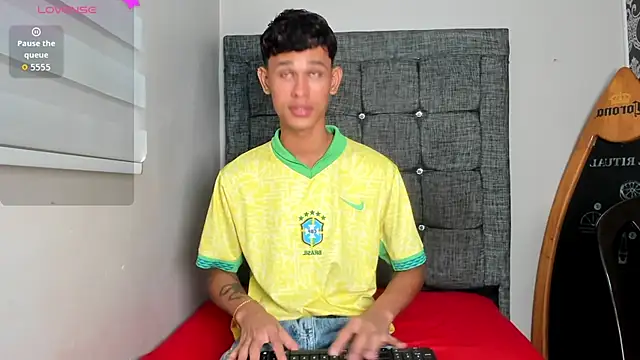 Snapshot of Just_D4v7 chatting on October 16, 7:26 pm Just D4v7 online show from October 16, 7:26 pm