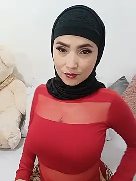 Snapshot of jamila_zair chatting on May 19, 2:34 pm jamila zair online show from May 19, 2:34 pm