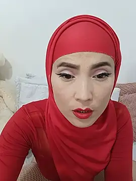 Snapshot of jamila_zair chatting on June 17, 2:07 pm jamila zair online show from June 17, 2:07 pm