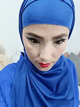 Snapshot of jamila_zair chatting on July 2, 5:08 pm jamila zair online show from July 2, 5:08 pm