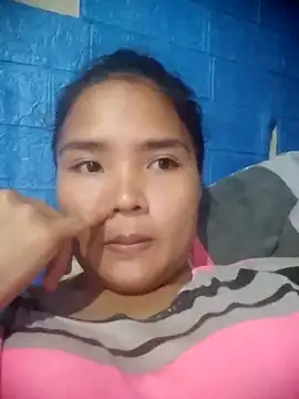 Snapshot of Sexy-Mama25 chatting on October 16, 6:03 am Sexy-Mama25 online show from October 16, 6:03 am