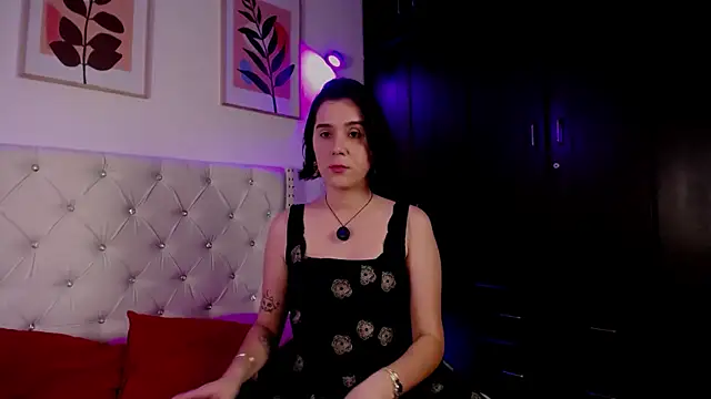 Snapshot of barbyehot chatting on July 3, 11:44 pm barbyehot online show from July 3, 11:44 pm