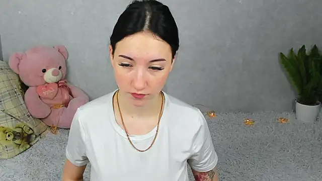 EileenMoores online show from November 27, 2:46 am