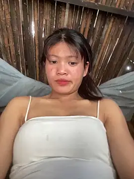 Snapshot of Ngoc_2k5 chatting on October 10, 8:02 am Ngoc 2k5 online show from October 10, 8:02 am