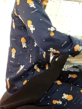 irina hana online show from November 25, 12:43 am