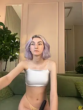 MiaInAir online show from September 21, 5:47 pm