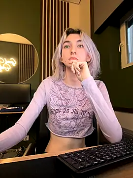 MiaInAir online show from November 20, 12:27 pm