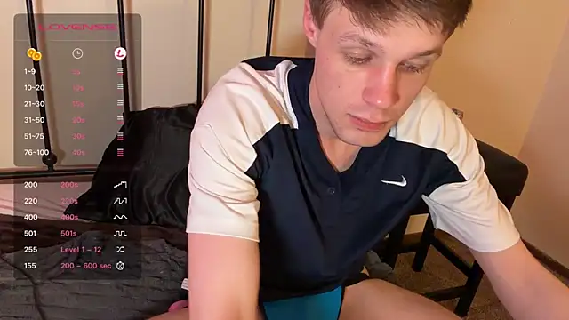 Snapshot of BigIncognitoXXX chatting on May 13, 12:08 am BigIncognitoXXX online show from May 13, 12:08 am