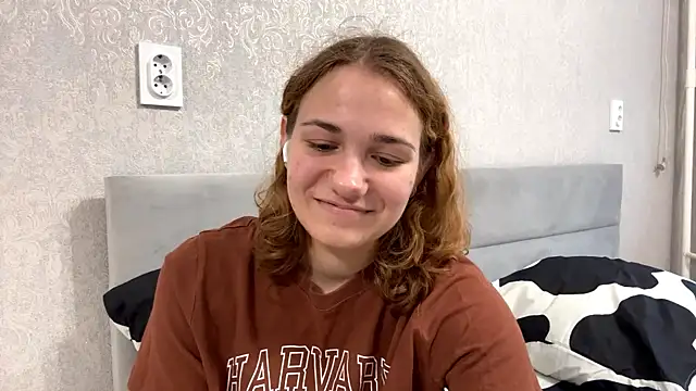 Snapshot of SunPunnyGirl chatting on September 20, 5:08 am SunPunnyGirl online show from September 20, 5:08 am