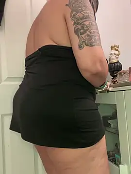 dieseldame1313 online show from March 11, 3:34 am