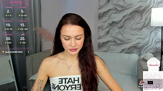 Snapshot of Aria_Mila chatting on September 14, 10:14 am Aria Mila online show from September 14, 10:14 am
