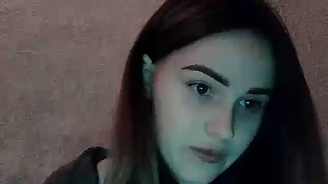 Snapshot of SweetLoraa chatting on November 14, 3:55 pm SweetLoraa online show from November 14, 3:55 pm