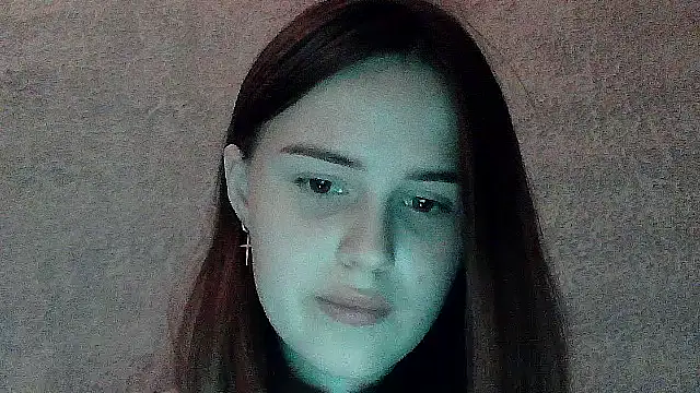 Snapshot of SweetLoraa chatting on November 18, 2:32 pm SweetLoraa online show from November 18, 2:32 pm