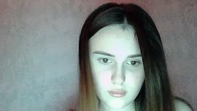 Snapshot of SweetLoraa chatting on March 13, 11:00 pm SweetLoraa online show from March 13, 11:00 pm