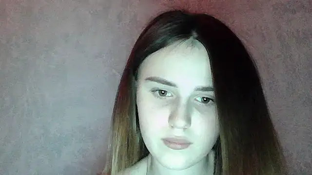 Snapshot of SweetLoraa chatting on March 14, 10:04 pm SweetLoraa online show from March 14, 10:04 pm