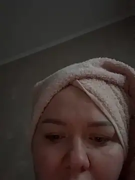 SunnyLeila2101 online show from December 20, 5:47 am