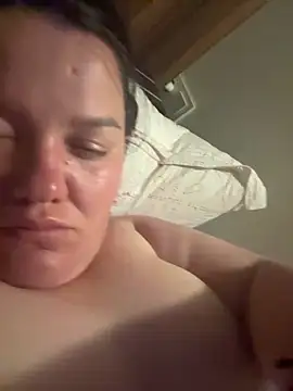 Snapshot of SunnyLeila2101 chatting on June 14, 8:44 pm SunnyLeila2101 online show from June 14, 8:44 pm