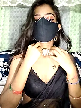 Snapshot of Crystil_love-21 chatting on September 19, 6:48 am Crystil love-21 online show from September 19, 6:48 am