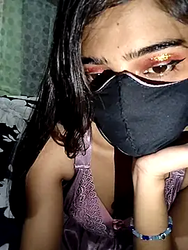 Snapshot of Crystil_love-21 chatting on October 1, 10:32 am Crystil love-21 online show from October 1, 10:32 am