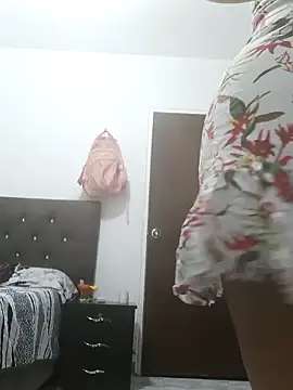 Snapshot of maria_angel11 chatting on September 24, 3:10 am maria angel11 online show from September 24, 3:10 am