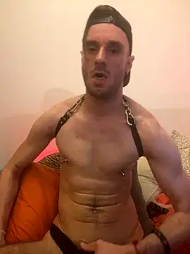 Snapshot of sexbooy27 chatting on November 8, 8:29 pm sexbooy27 online show from November 8, 8:29 pm