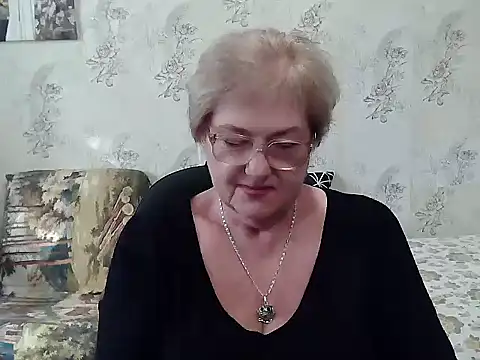 Renata62011 online show from October 18, 11:33 am