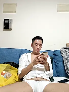 Snapshot of HotStarKOKO chatting on November 8, 4:07 pm HotStarKOKO online show from November 8, 4:07 pm