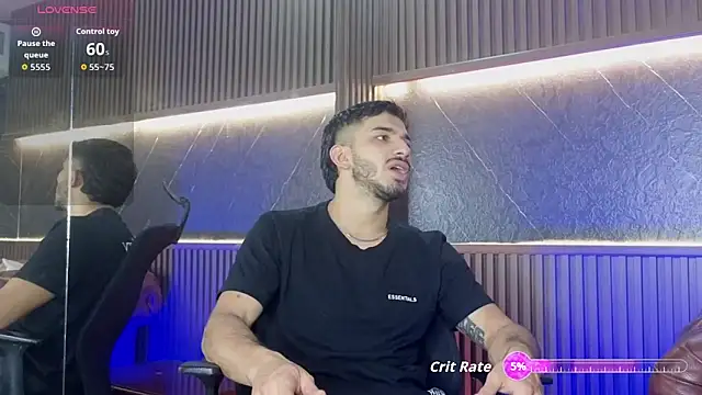 Snapshot of ArturoCardona_ chatting on February 19, 8:49 pm ArturoCardona online show from February 19, 8:49 pm