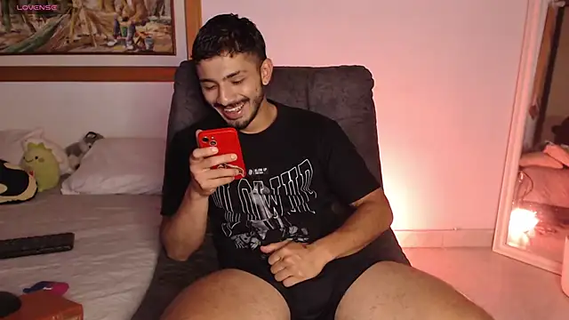 Snapshot of ArturoCardona_ chatting on February 27, 11:38 pm ArturoCardona online show from February 27, 11:38 pm