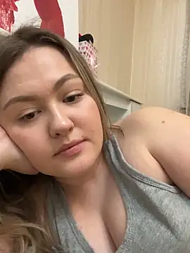 Snapshot of SunshineEmma chatting on March 1, 6:10 pm SunshineEmma online show from March 1, 6:10 pm