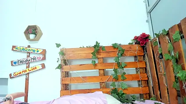 cris dulce online show from February 8, 6:33 pm