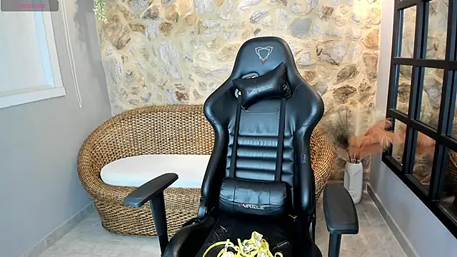 VenusBlazer online show from November 21, 11:09 am