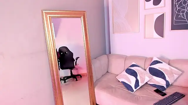 marie bass online show from March 18, 2:09 pm