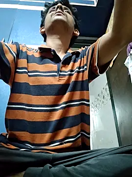 Snapshot of yung_cplz chatting on September 20, 4:30 pm yung cplz online show from September 20, 4:30 pm