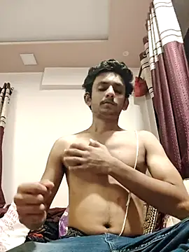 Snapshot of yung_cplz chatting on September 25, 1:04 pm yung cplz online show from September 25, 1:04 pm